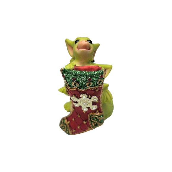The Whimsical World of Pocket Dragons "Hanging The Stocking" Figurine 2004 - Picture 2 of 7